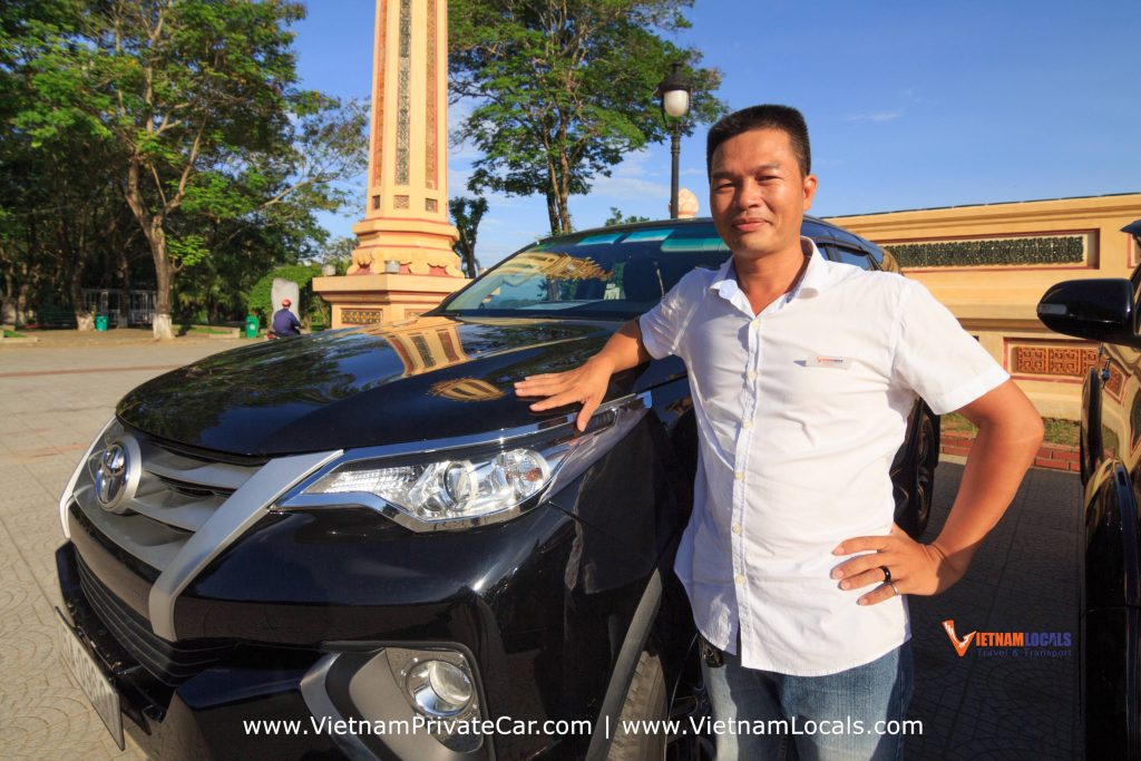 Ho Chi Minh sightseeing by private car