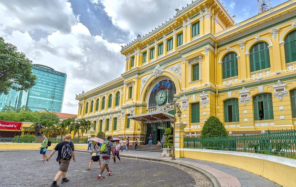 Ho Chi Minh sightseeing-The Central Post Office Ho Chi Minh