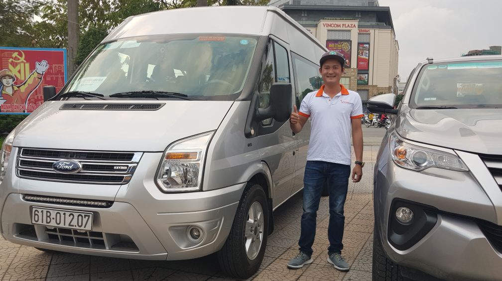 Transfer from Noi Bai airport to Sapa by private car